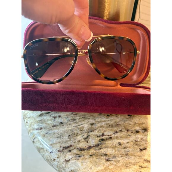Gucci Acetate Aviator Sunglasses Tortoise MSRP $499 - Picture 5 of 10
